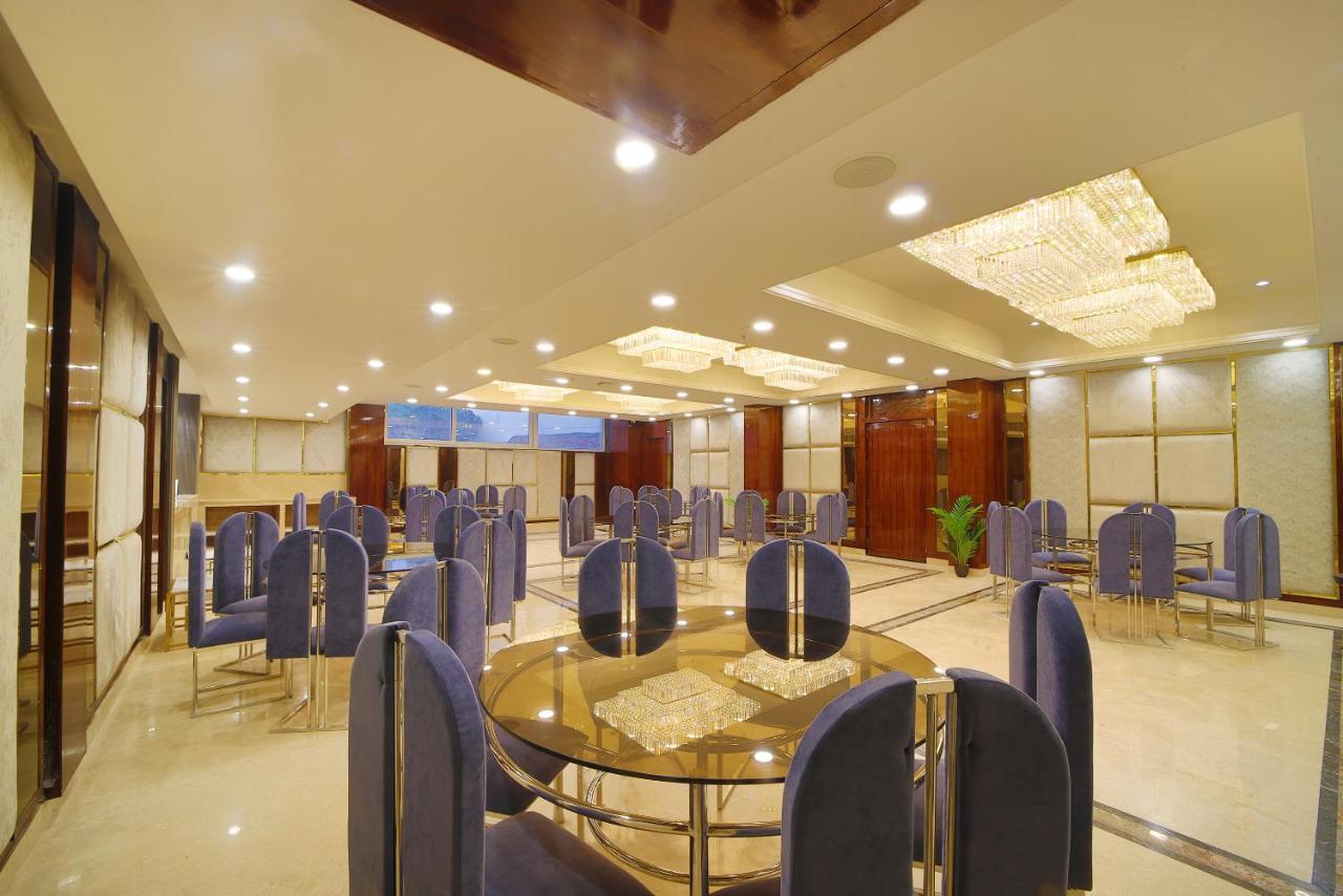 Hotel Holy Vivasa Ришикеш Экстерьер фото