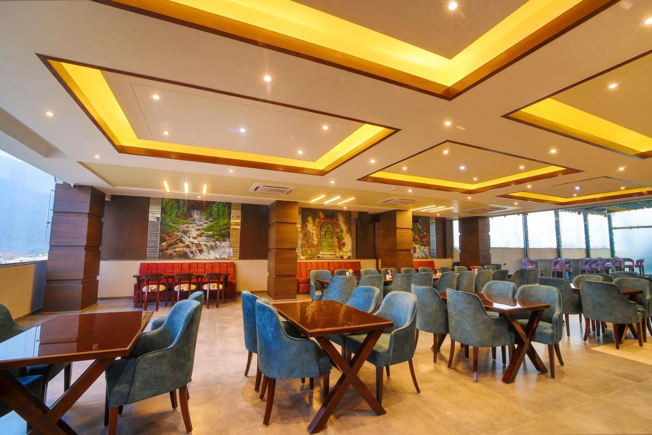 Hotel Holy Vivasa Ришикеш Экстерьер фото