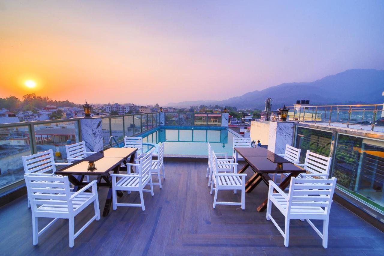 Hotel Holy Vivasa Ришикеш Экстерьер фото