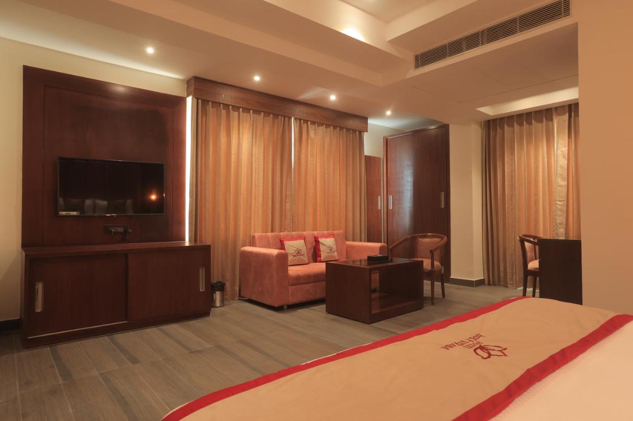 Hotel Holy Vivasa Ришикеш Экстерьер фото
